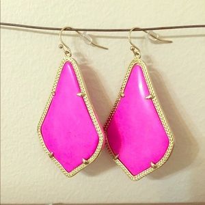 Kendra Scott Alexandra magenta earrings